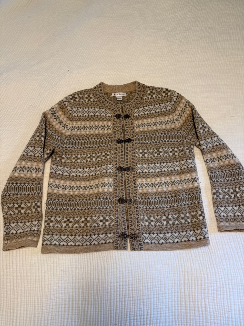 Susan Bristol - Fair Isle Hook-and-Eye Cardigan - L